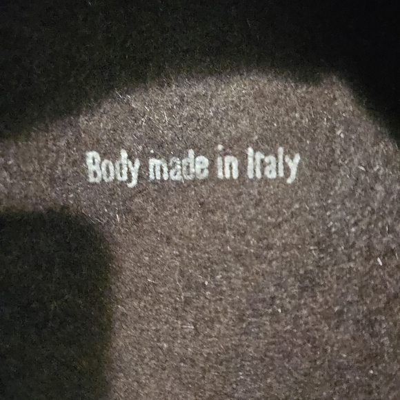 Vintage Lazurus Feather Velvet Cloche Hat — Made in Italy - Picture 3 of 16